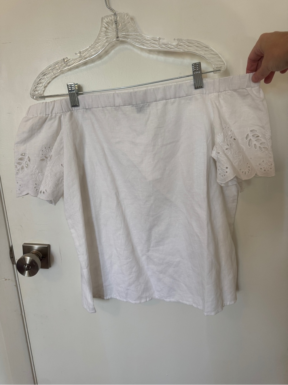 Ann Taylor White Off-Shoulder Eyelet Sleeve Blouse